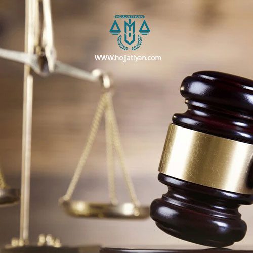 وکیل حرفه ای برای خیانت در امانت